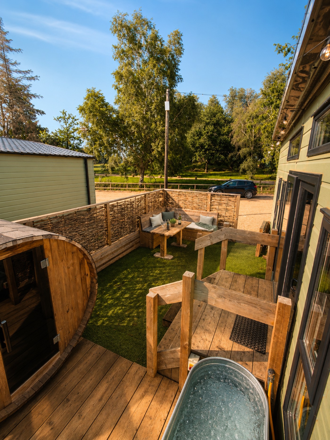 Woodlakes Oasis